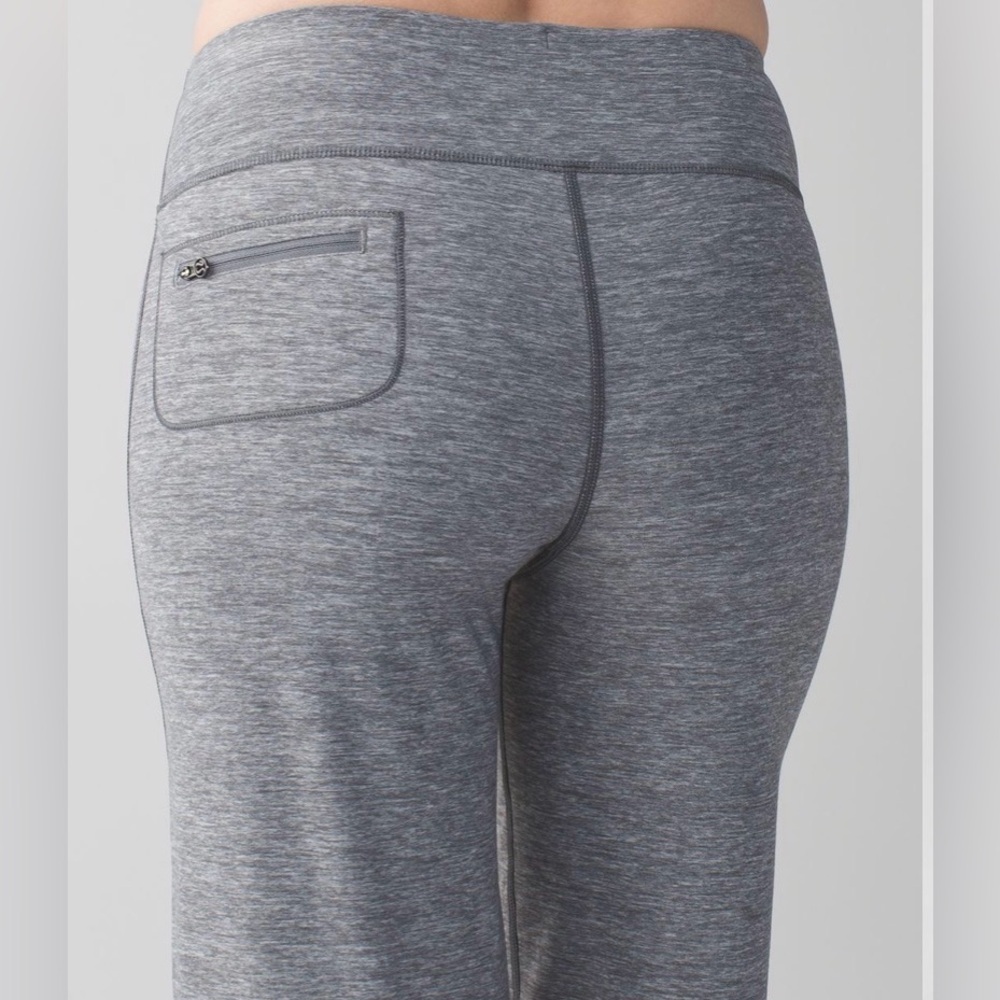 Lululemon Relaxed Fit Pant | Heathered Slate | Size 6 - Picture 7 of 12